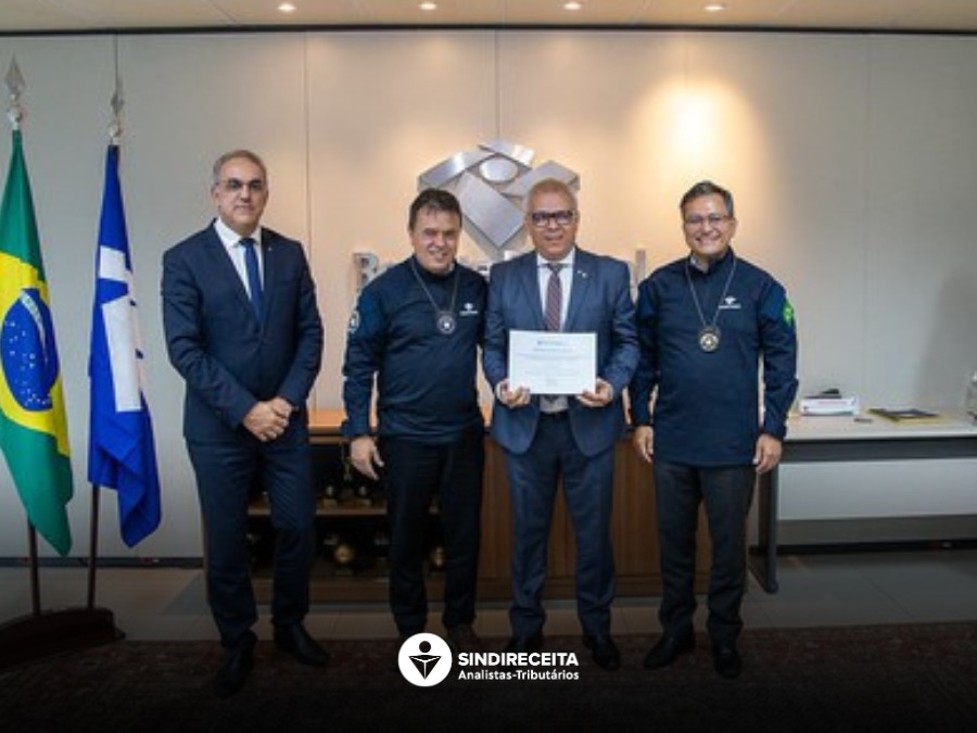 Dia da Aduana - Administração da RFB presta homenagem ao Analista-Tributário, Antônio José de Araújo Filho que faleceu em operação
