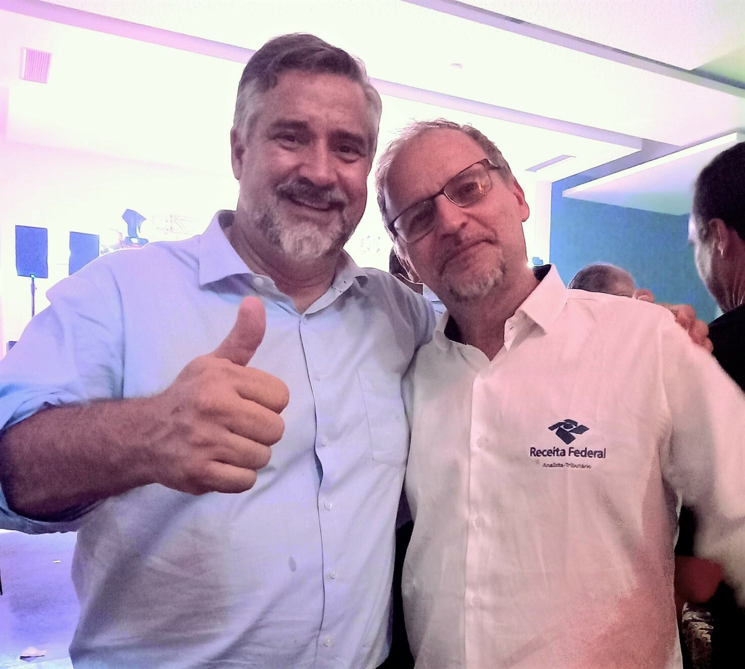 PEC 32 Ato simbólico e confraternização.4