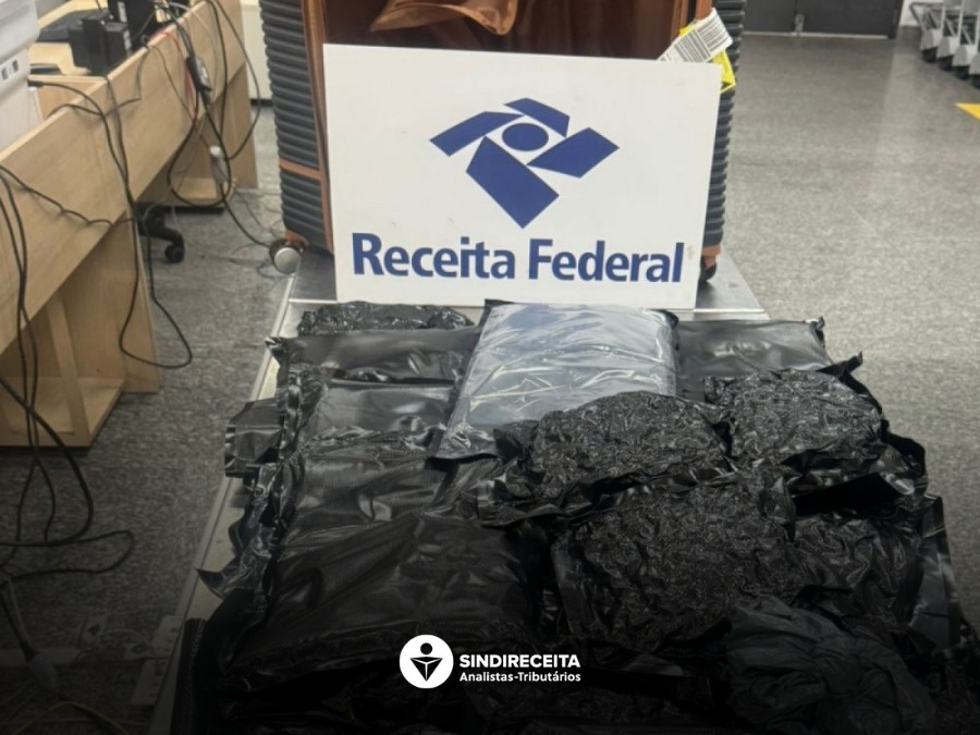 Apreensão de 25 kg de skunk no Aeroporto do Galeão