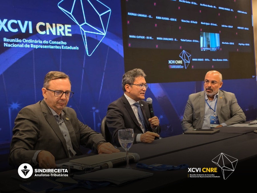 Secretário da Receita Federal participa do CNRE