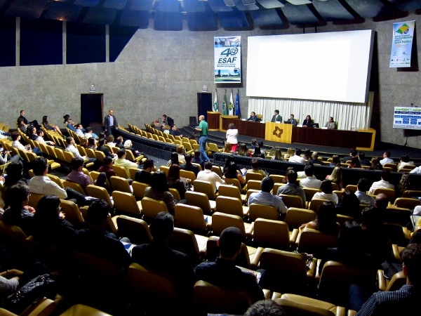 A Diretoria Executiva Nacional do Sindireceita parabeniza os empossados e deseja a todos sucesso na jornada que se inicia