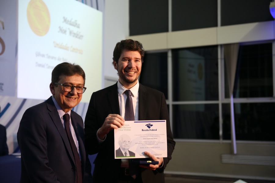 Daniel Tavares Vale Alencar – Analista-Tributário da Ascom