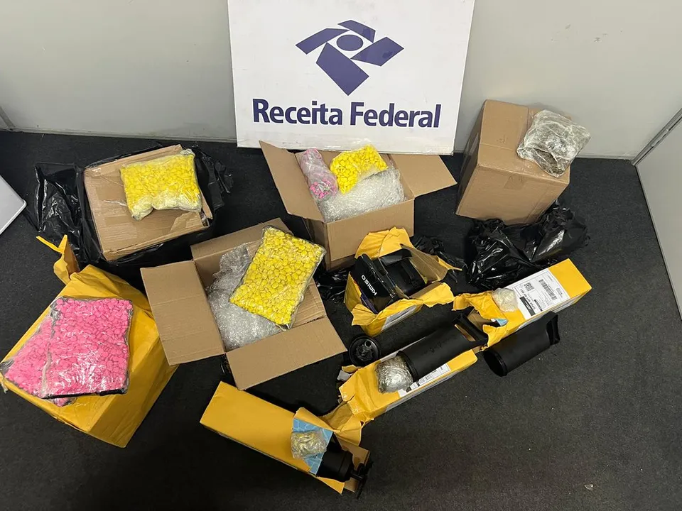 Apreensão de mais de R$ 1 milhão em drogas no RJ 