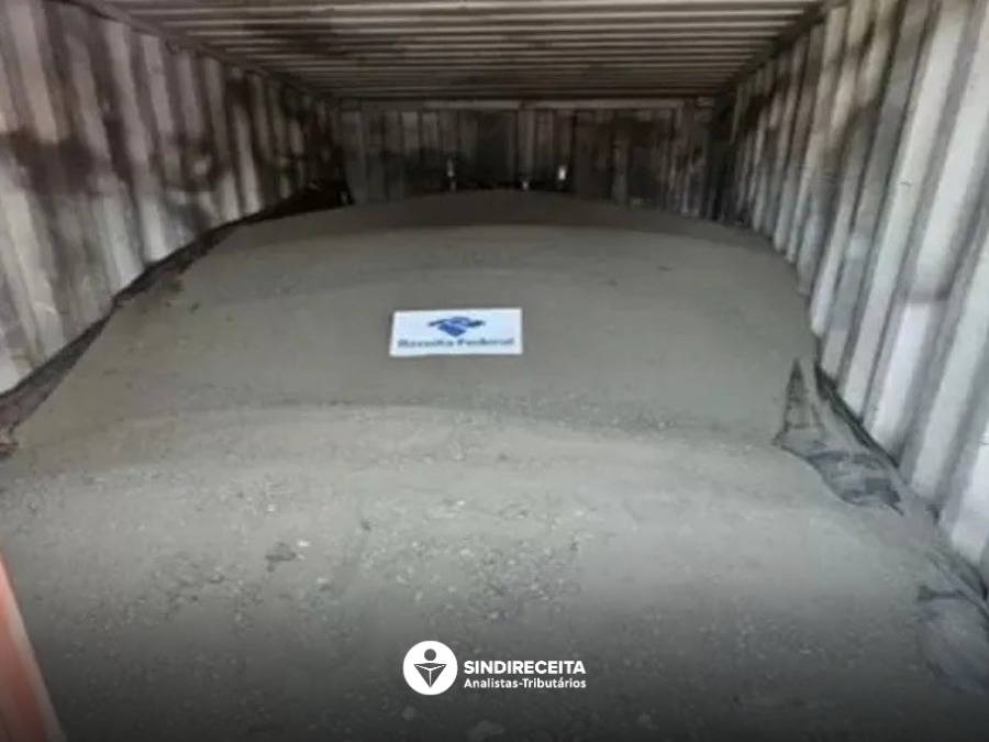 Receita Federal apreende 237 toneladas de minério de cobre em Barcarena/PA